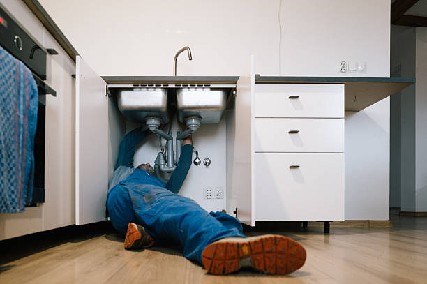 Professional Drain Cleaning technician working in Elizaville, KY